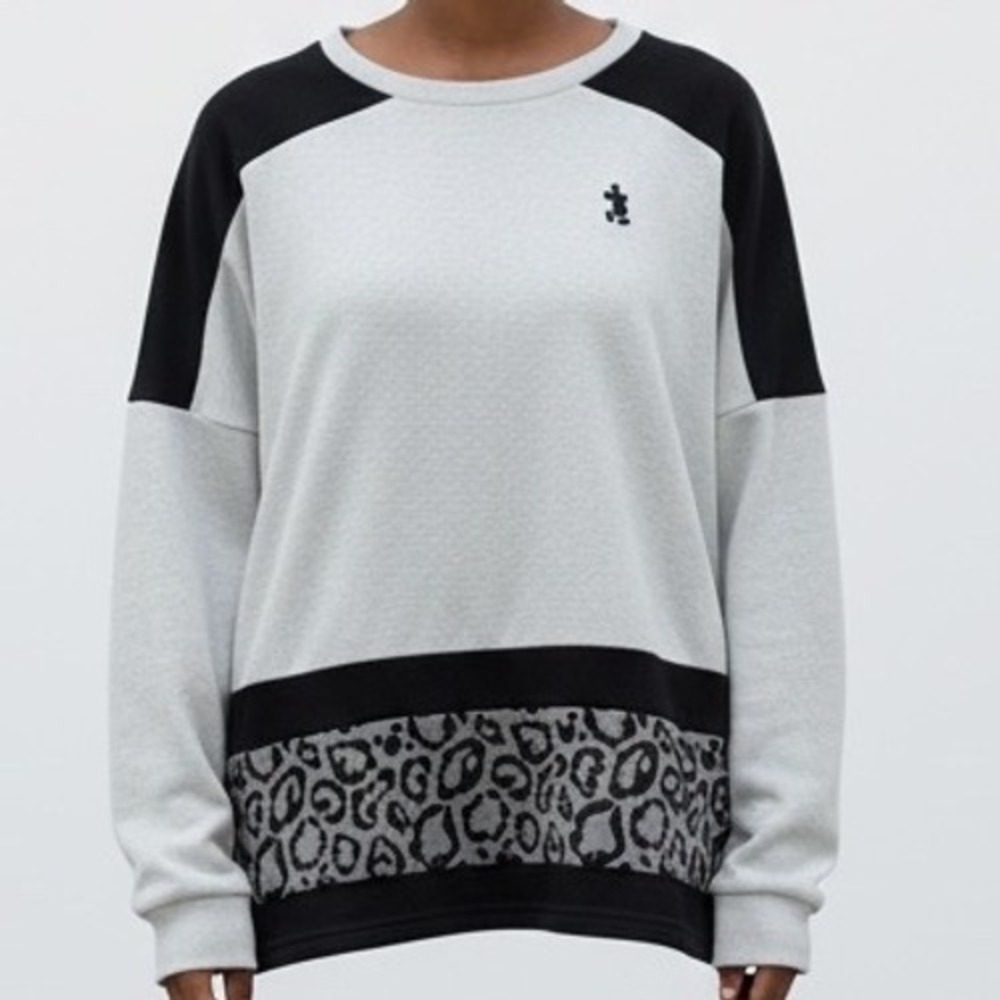 Disney Parks Animal Kingdom Mickey Mouse Leopard Pullover Sweatshirt Gray XS NEW